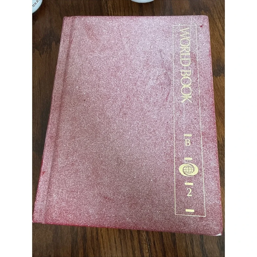 The World Book Encyclopedia B Volume 2 Hardcover Vintage 1988